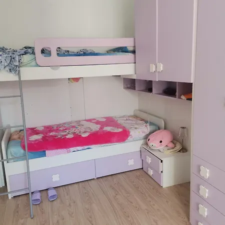 Cenisio Apartment *