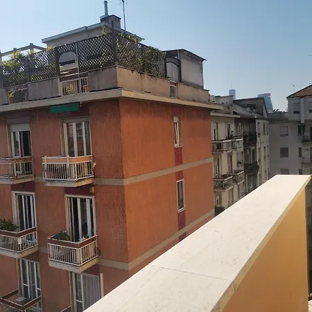 Appartement Cenisio Milaan